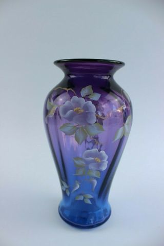 Fenton Mulberry Art Glass Ribbed Optic 9.  5 " Vase Signed Le 325/1250 C Mackey