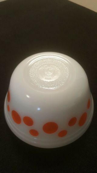 Vintage Set of 3 Federal Atomic Dots Mixing Bowls Nesting Milk Glass Polka Dot 3