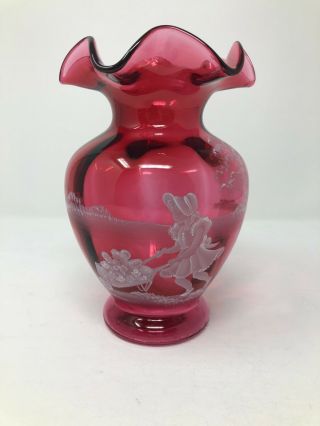 Fenton Mary Gregory Cranberry Along For The Ride Vase Limited Edition