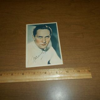 Fredric March Was An American Actor Hand Signed 3.  5 X 5 Color Photo Postcard