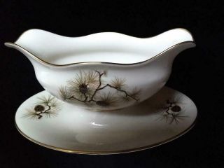 Lenox Scalloped Gravy/ Sauce Boat Attached Underplate " Pine " Cones Boughs W - 331