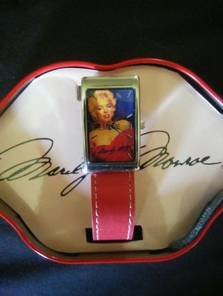 Marilyn Monroe Collectors Avon Watch 2008.  In Lips Tin W/ Signature.