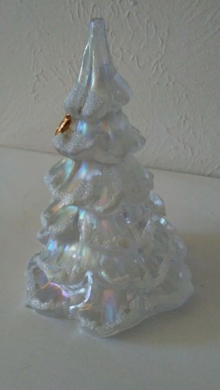 FENTON ART GLASS IRIDESCENT CHRISTMAS TREE SNOW FROST GOLD BOW 6 1/2 