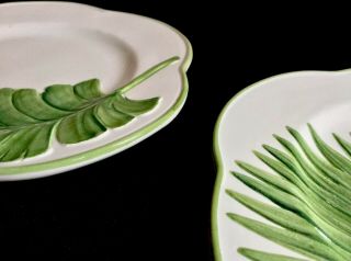 “INTO THE JUNGLE” VIETRI 2 Dinner Plates,  2 Salad Plates Tropical greens & white 7