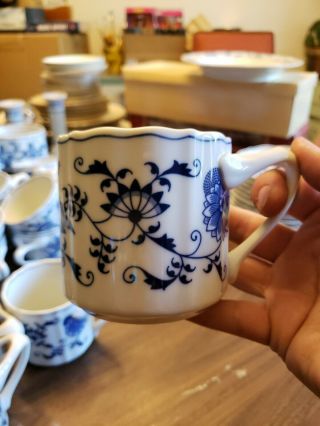 Blue Danube Made In Japan,  Coffee Mug,  Blue Onion Design 3 1/8” Set Of 4