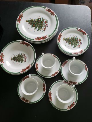 Christmas In The Park Porcelain China 20 Pc Set For 4