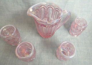 WEISHAR MOON AND STAR GLASS CHILD`S MINIATURE PITCHER & GLASSES PINK CARNIVAL L 3