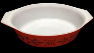 Pyrex Golden Poinsettia Red Christmas Casserole Dish With Lid 2.  5 qt 1961 4