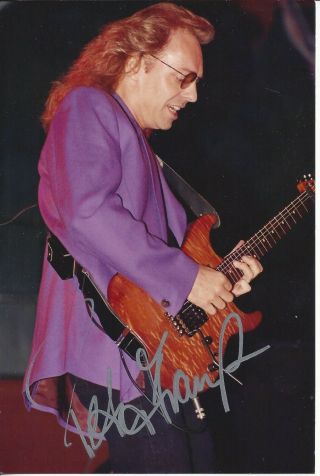 Peter Frampton Autographed 5x7 Photo Show Me The Way A592