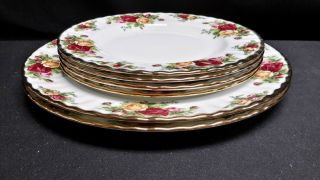 Royal Albert Old Country Roses - Set of 2 Dinner Plates & 4 Salad Plates 2