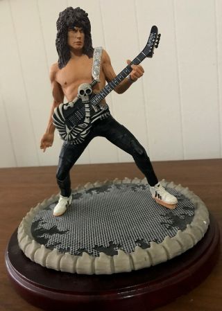 George Lynch Collectible: 2006 Knucklebonz Rock Iconz Statue 741 Of 3000
