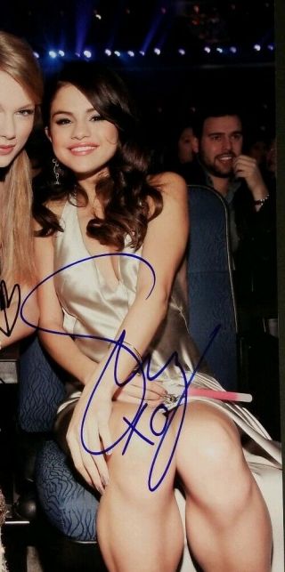 Selena Gomez & Taylor Swift duel Autograph 8 x 10 Photo W/COA 3