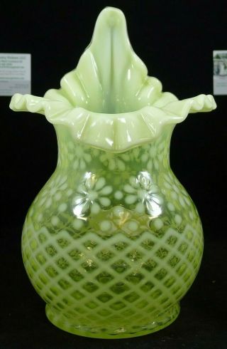 Fenton Glass Green Tulip Vase