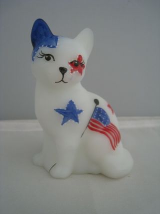 Fenton White Satin Glass Patriotic Memorial Day Cat Figurine Hand Painted Signed