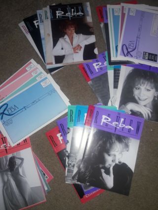 Reba Mcentire Rare Find 31 Fan Club Newsletters Back To 1992
