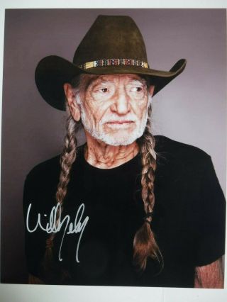 Willie Nelson Signed Photo " Pigtails "
