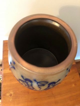 1993 Beaumont Brothers Pottery Stoneware Salt Glaze Bird Crock Jar w/Lid 9” High 4