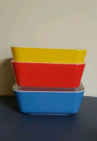 3 Vintage Pyrex 502 Refrigerator Dishes And Lid