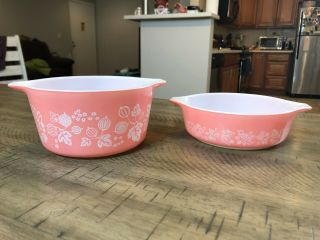 Vintage Pyrex Pink Gooseberry Set Of 2 Round Casserole Dishes Bowls 471 473
