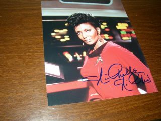 3 Nichelle Nichols (lt Uhuru - Star Trek) Signature 8x10 Autograph Photo