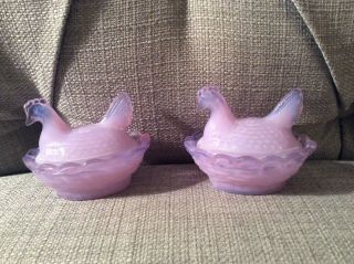 Two Vintage Boyd Glass Nesting Hens Chicken Purple Candy Salt Dishes Iridescent