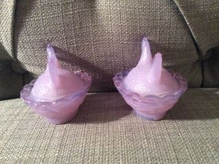 Two Vintage Boyd Glass Nesting Hens Chicken Purple Candy Salt Dishes Iridescent 2
