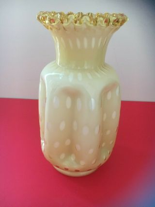 Vintage (c.  1961) Fenton Honey Amber Bubble Optic Art Glass 1358 Pinch Vase