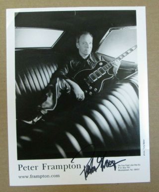 Vintage Peter Frampton Autographed Signed 8 X 10 Black & White Photo Rare