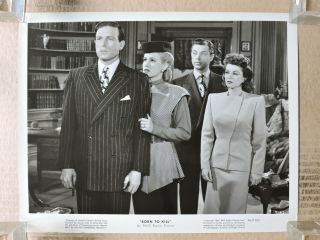 Lawrence Tierney Audrey Long And Claire Trevor Film - Noir Photo 1946 Born To Kill