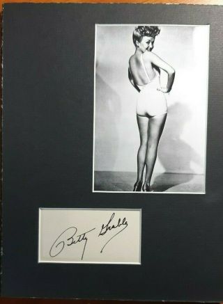 Betty Grable " Pin - Up Girl " Authentic Autograph 8 X 10 Photo Display W/coa