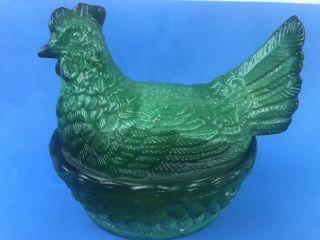 Vintage Rare Pattern Of Green Slag Glass Hen On Nest Basket