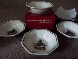 4 All Purpose Bowls Cereal Soup,  Nikko Christmastime Christmas Time Tree New/box