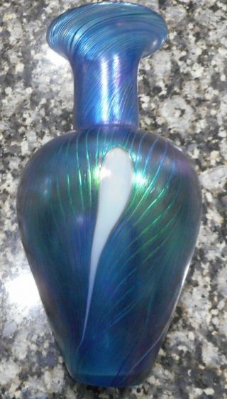 Robert Held Art Glass Hand Made In Canada Iridescent Blue 10.  3 " Hand Signed
