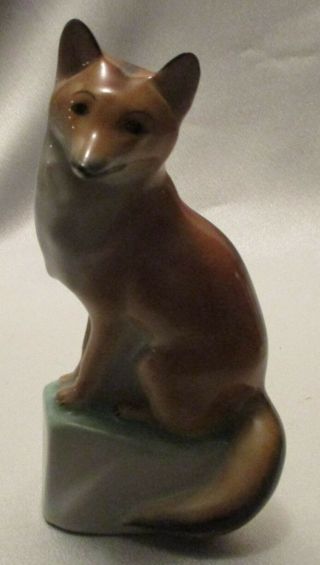 Herend Hungry 5 " Tall Sitting Fox Figurine,  Matte Finish,  Beautifully Detailed