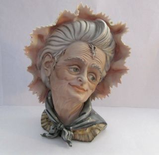 Tiziano Galli Italian Deposse Capodimonte Old Woman Porcelain Figurine