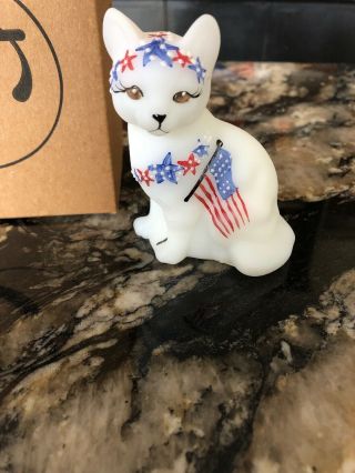 Fenton Opal Satin Hand Painted Us Flag Stars Patriotic Sitting Cat Figurine