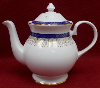Royal Grafton China Majestic Dark Blue Pattern Teapot & Lid 24oz