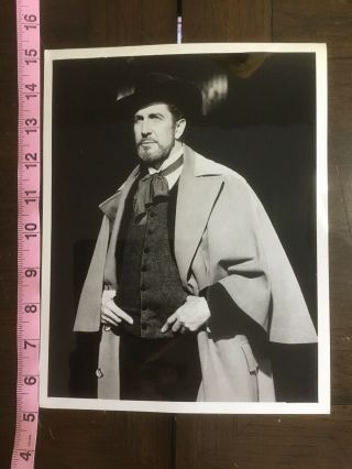 Vincent Price Estate: Photo Of Vincent Price In Darling Of The Day Broadway 1968