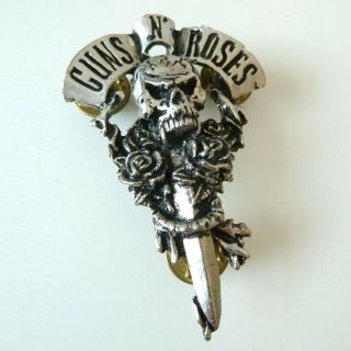 Guns N Roses 1992 Metal Pin Pinback Badge Brockum Poker Alchemy Axl Rose Slash