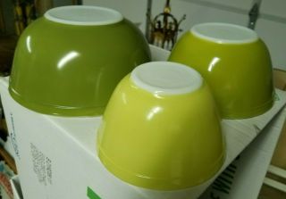 Set 3 Vintage Pyrex Verde Green Avocado Nesting Mixing Bowls 401 402 403