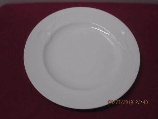 Mikasa " Classic Flair - White " Dinner Plates - - 5