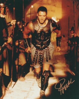 Russell Crowe (gladiator) Signed 10x8 Colour Photo