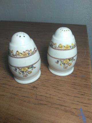 Spode China Buttercup Salt and Pepper Shaker - Old Mark - See Photos 2