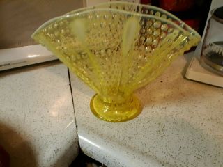 Large Fenton Yellow Vaseline Hobnail Opalescent Fan Vase Exc