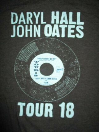 2018 Daryl Hall & John Oates With Train " Philly " Concert Tour (lg) T - Shirt