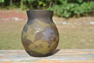 Vintage Emile Galle Tip Cameo Glass Leaf Floral Miniature Vase 4.  5 " Tall