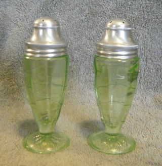 1929 - 1933 Block Optic Pattern Green Depression Glass Salt & Pepper Shakers