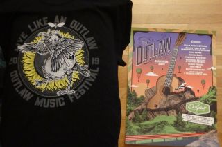Willy Nelson Outlaw Festival 2019 Poster / Willie Nelson Outlaw Small T - Shirt