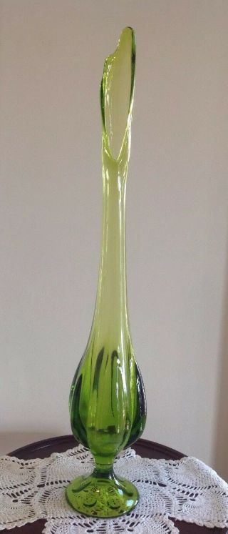 Vintage Mid - Century Modern Green Viking Fenton Glass Stretch Swung Epic Vase 24 "