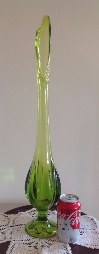 Vintage Mid - Century Modern Green Viking Fenton Glass Stretch Swung Epic Vase 24 